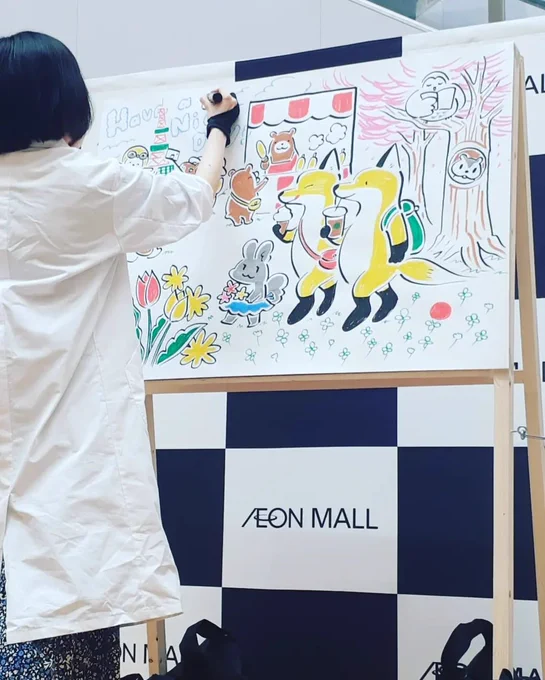 第二部は動物をたくさん描きました🦊🦊ニャン太もいます。中盤にポスカのペン先が外れて場外にぶっ飛ぶというハプニングがありましたが、音響さんに拾われて事なきを得ました。感謝…。 
