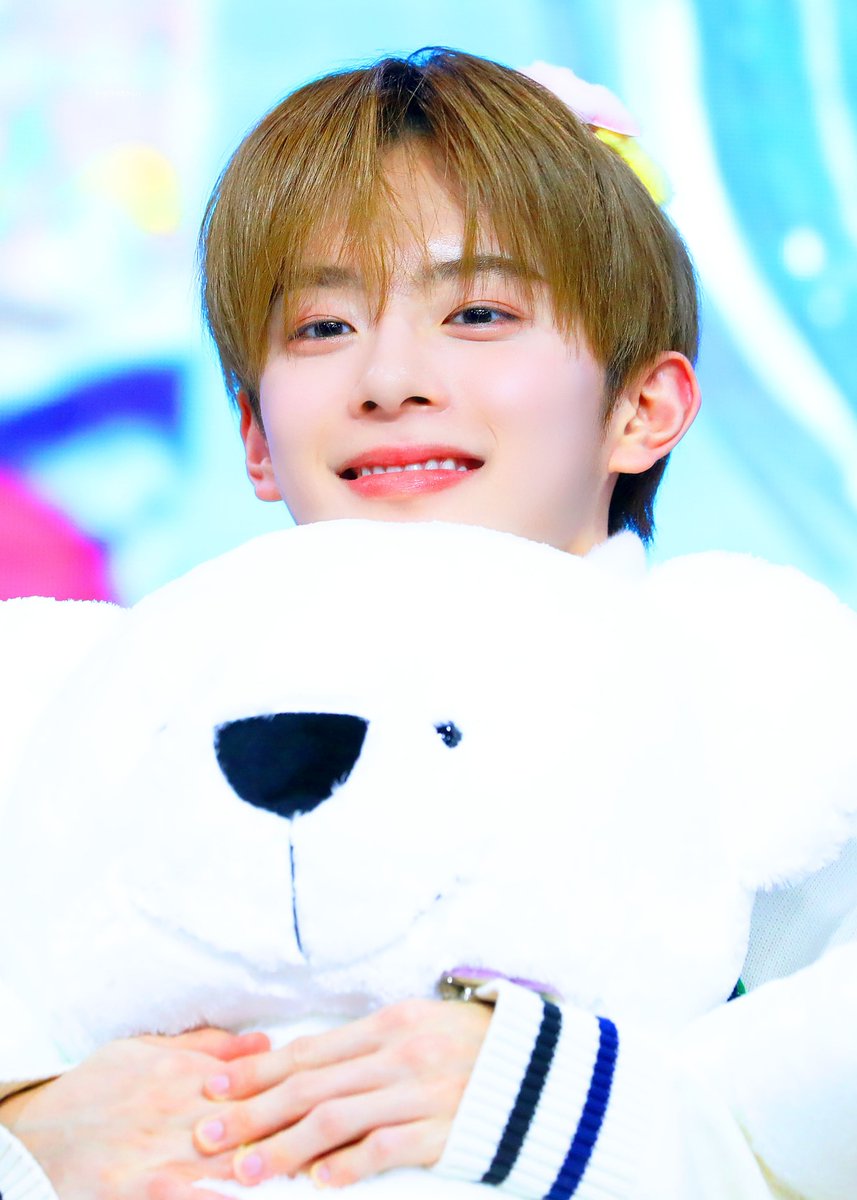 pocketmin0125's tweet photo. 230211

🧸

#VERIVERY #베리베리 #VRVR 
#강민 #유강민 #KANGMIN 

#역시강민이 #강민짜앙~💙
@by_verivery https://t.co/fcfI80yall
