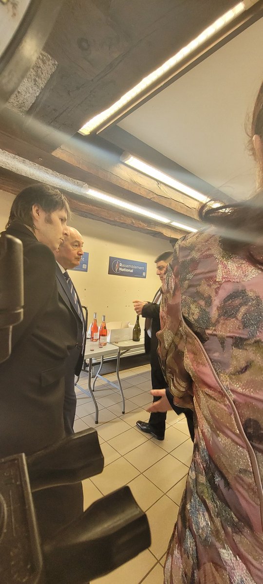 BLeleu_CR_Occ's tweet photo. Rencontre ce jour à #Rodez avec les militants @RN_Aveyron_Off #RN12 #RNJ12 #RN #Aveyron #Occitanie https://t.co/uIP6X55hRc
