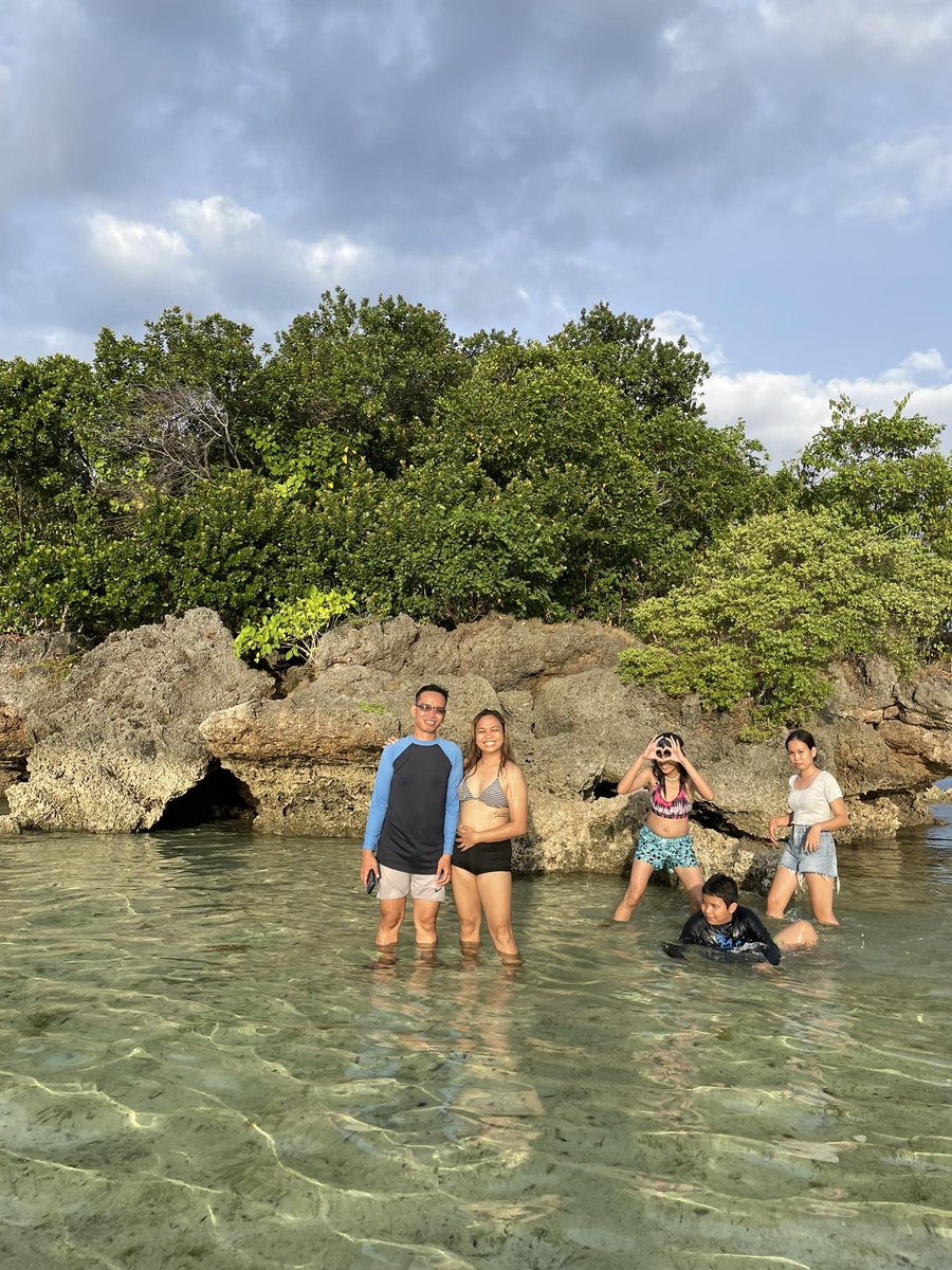 waynerjohn's tweet photo. The best Palm Sunday. New place found, an add on your Siquijor travel itenerary.

#PalmSunday #Family #Siquijor #NewSpot #Achievement #Chillin https://t.co/4mHdTEh9eM