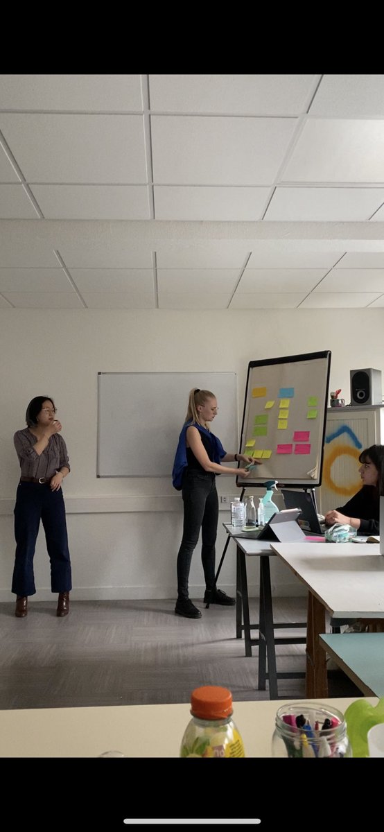 🟡 #Formation

ÔCampus 🔵 s’est retrouvé pendant 3️⃣ jours pour former son #réseau sur :
👥 #administrer sa #fédération 
💰 gérer sa #trésorerie
📱 #communication externe

Des moments de #partage et d’#échange afin d’aider le réseau à acquérir des #compétences.