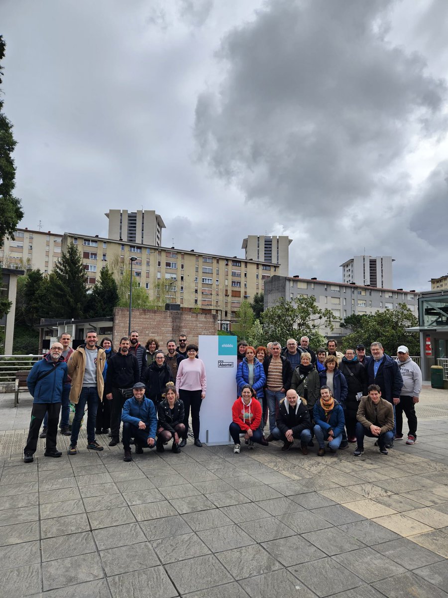 EOtxarkoaga's tweet photo. Hemos comenzado a dar a conocer nuestras propuestas para Otxarkoaga. Tenemos mucho trabajo y muchas ganas de afrontar el gran reto de llevar a María Del Río a la Alcaldía de Bilbao.
#EHBildu #MariaDelRio #Otxarkoaga #Bilbao https://t.co/gu1faXeny7