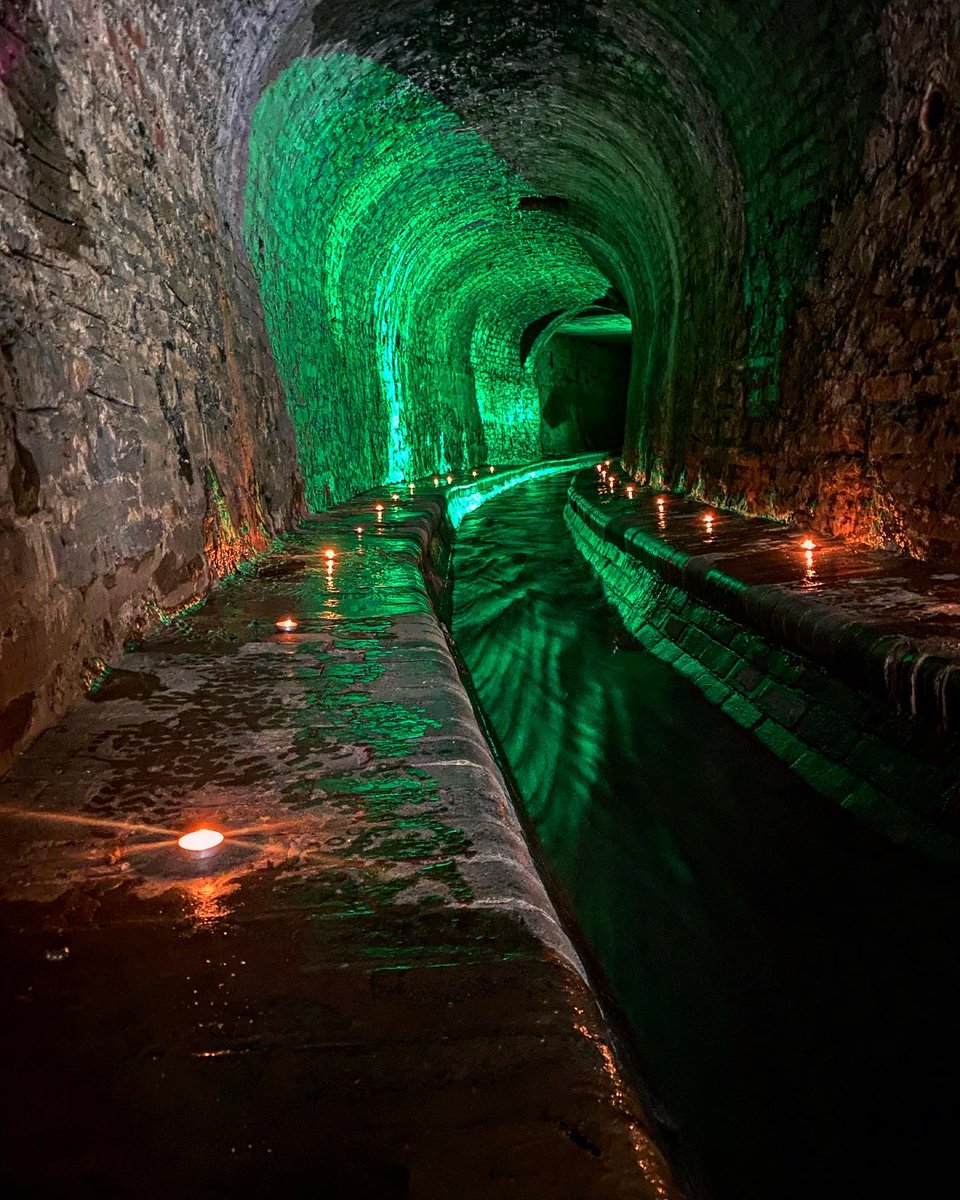 Out and about in Sunny Manchester yesterday. We got a bit theatrical in what is know locally as ‘The Witches Tunnel’ it’s actually the Gore brook #AprilFoolsDay #Manchester #theatre