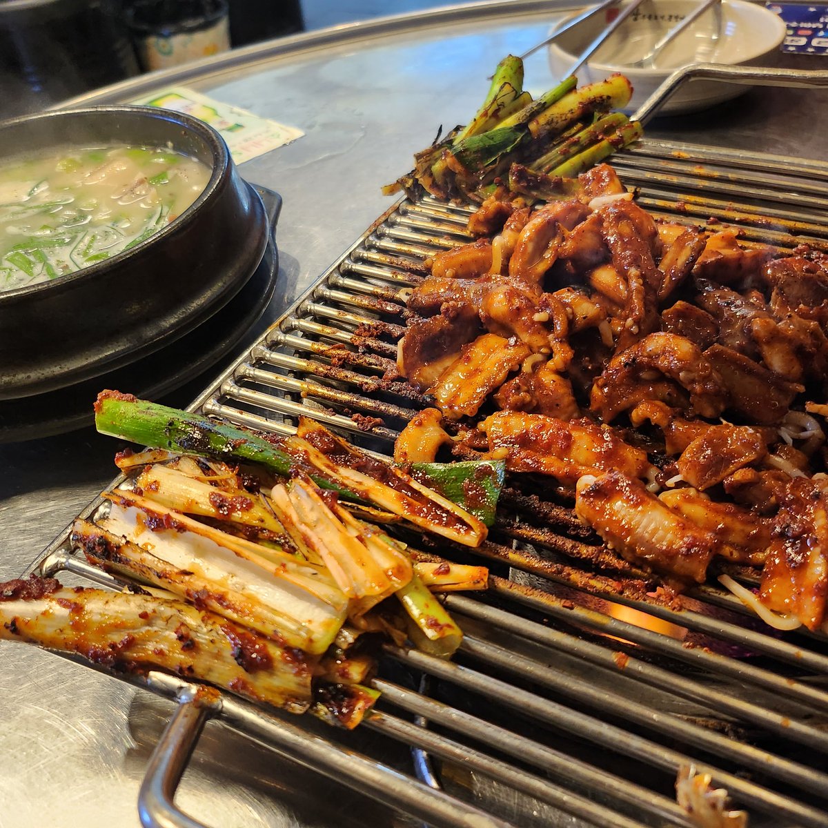 <a href="/__SKZ_8__/">하현</a>  

꼼쟝어쨩