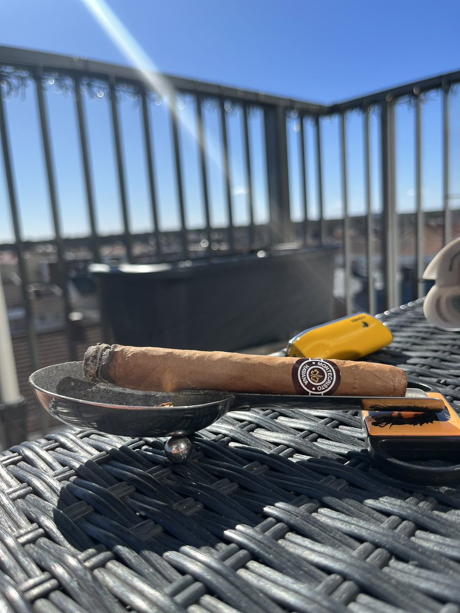 Nicklas Laxsson tweet media