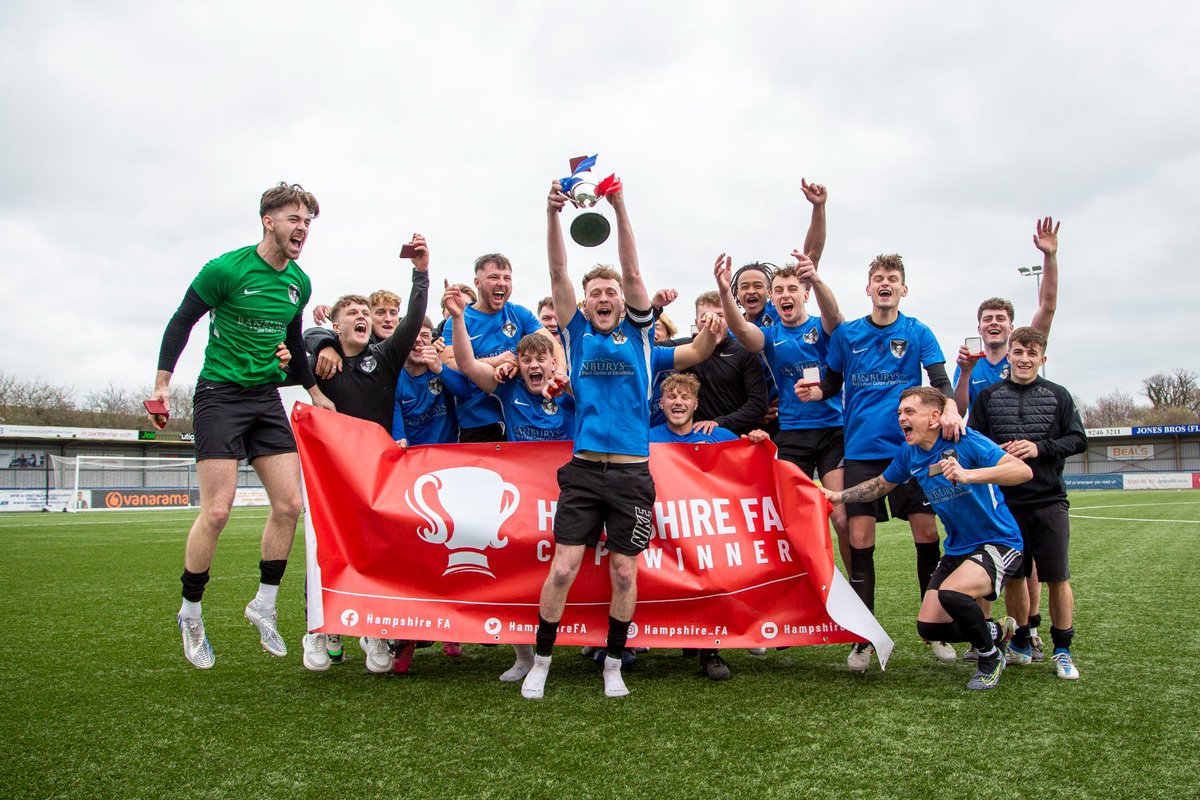 🏆 Well done to Paxton United, the winners of our Hampshire FA Sunday Trophy 👏🏼👏🏼

📸 <a href="/_GSPhotography/">Graham Scambler pics</a>