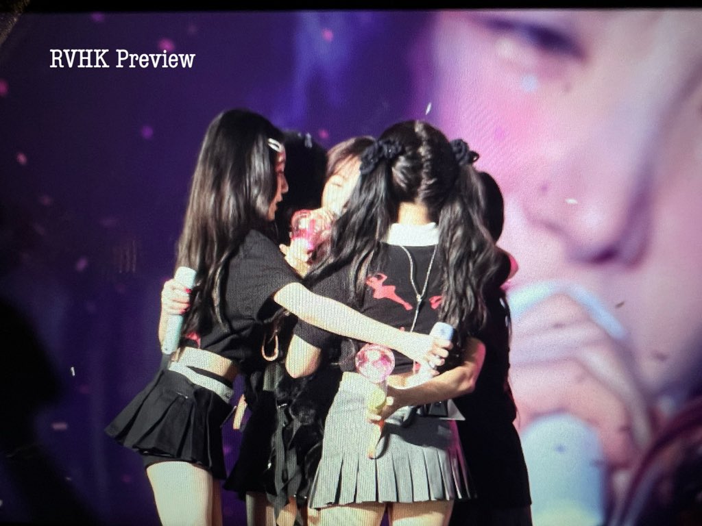 redvelvet_hk's tweet photo. 20230402
레드벨벳 콘서트 R to V Day 2

#레드벨벳 #RtoV #redvelvet #irene #아이린 #seulgi #슬기 #Wendy #웬디 #Joy #조이 #Yeri #예리 @RVsmtown https://t.co/w09Oov5Dd4