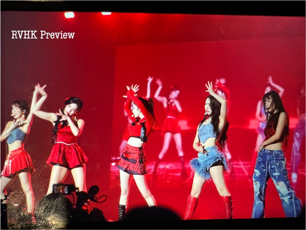 redvelvet_hk's tweet photo. 20230402
레드벨벳 콘서트 R to V Day 2

#레드벨벳 #RtoV #redvelvet #irene #아이린 #seulgi #슬기 #Wendy #웬디 #Joy #조이 #Yeri #예리 @RVsmtown https://t.co/w09Oov5Dd4
