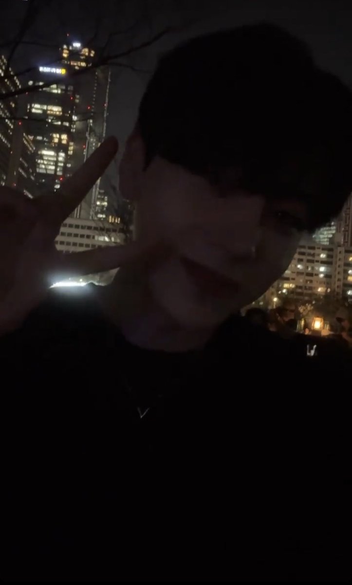 이뿐아 머리 다듬어써 ??