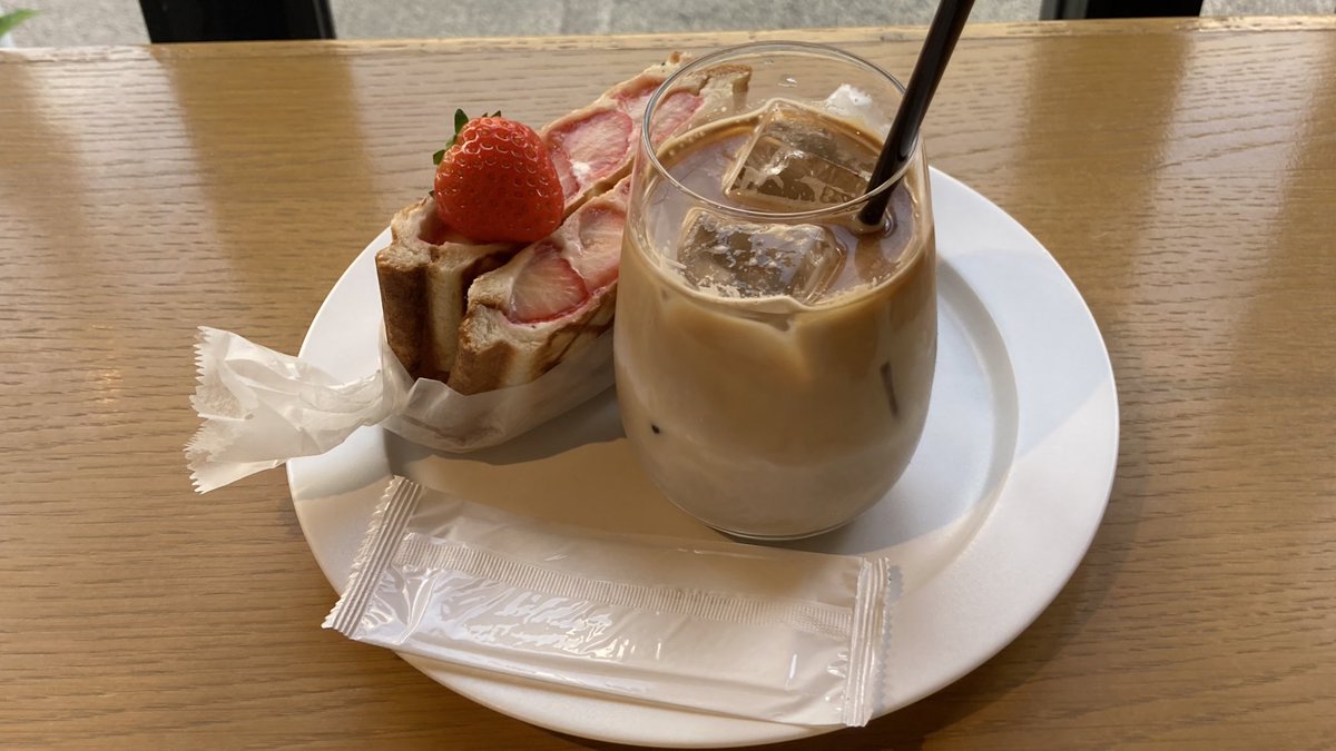 aoi64869625's tweet photo. 📋astrea coffee 五条駅から徒歩15分 https://t.co/UfmIsKvY4C