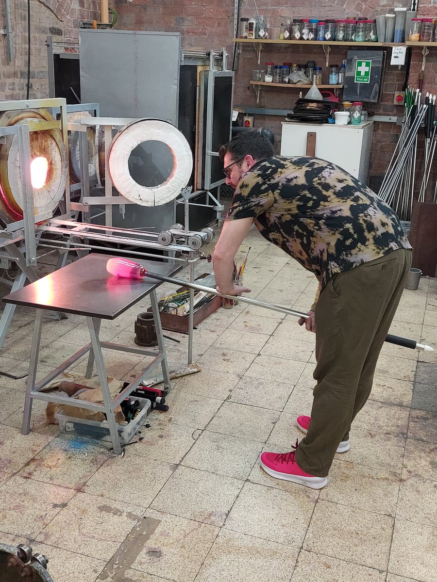 👀Witness #glassartist Allister Malcolm creating cameo blanks today at the museum!🎨 Kids go free for Discovery Dudley Weekend! Ask the artists anything about the process! Check out other creations too! Join us today &amp; tag us in your photos and stories! #AllisterMalcolm #GlassArt