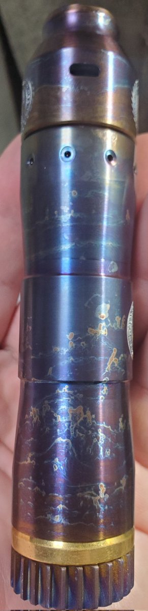 283Design_works's tweet image. みんなの憧れ #CompLyfe の #VAPE放出 です🧪

Comp Lyfe Hacksaw Special Edition 21700 Halloween
元はRaw TiでしたがGRENADE CAP、Disc Sawbldeと共に
LIGHTNING Anodized処理を致しました
Mod、Housing新品
Cap、Deck、Disk、Button中古

送料込85k

お問い合わせ等ございましたらDMよろしくね🙇🏻‍♀️