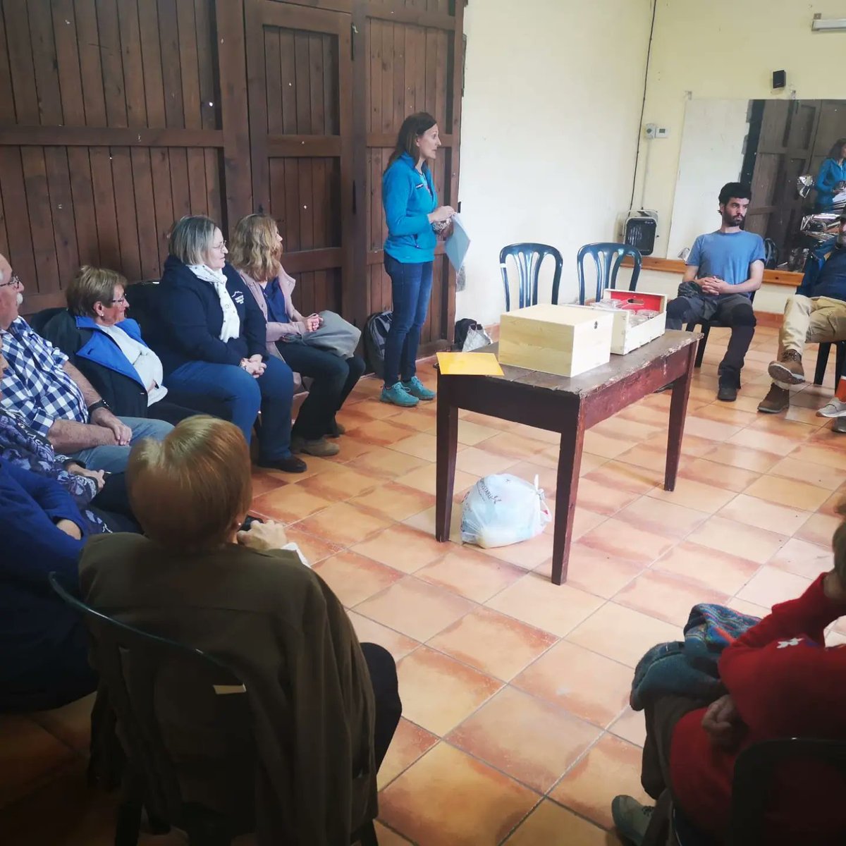 Arranca la #bibliotecadesemillas de #Montanuy, con el reparto de #semillastradicionales, los multiplicadores/as y guardianes/as comprometidos con salvaguardar nuestro #patrimonioagricola y la #biodiversidad. Semillas mejor adaptadas al suelo, al clima y de mayor poder nutritivo.