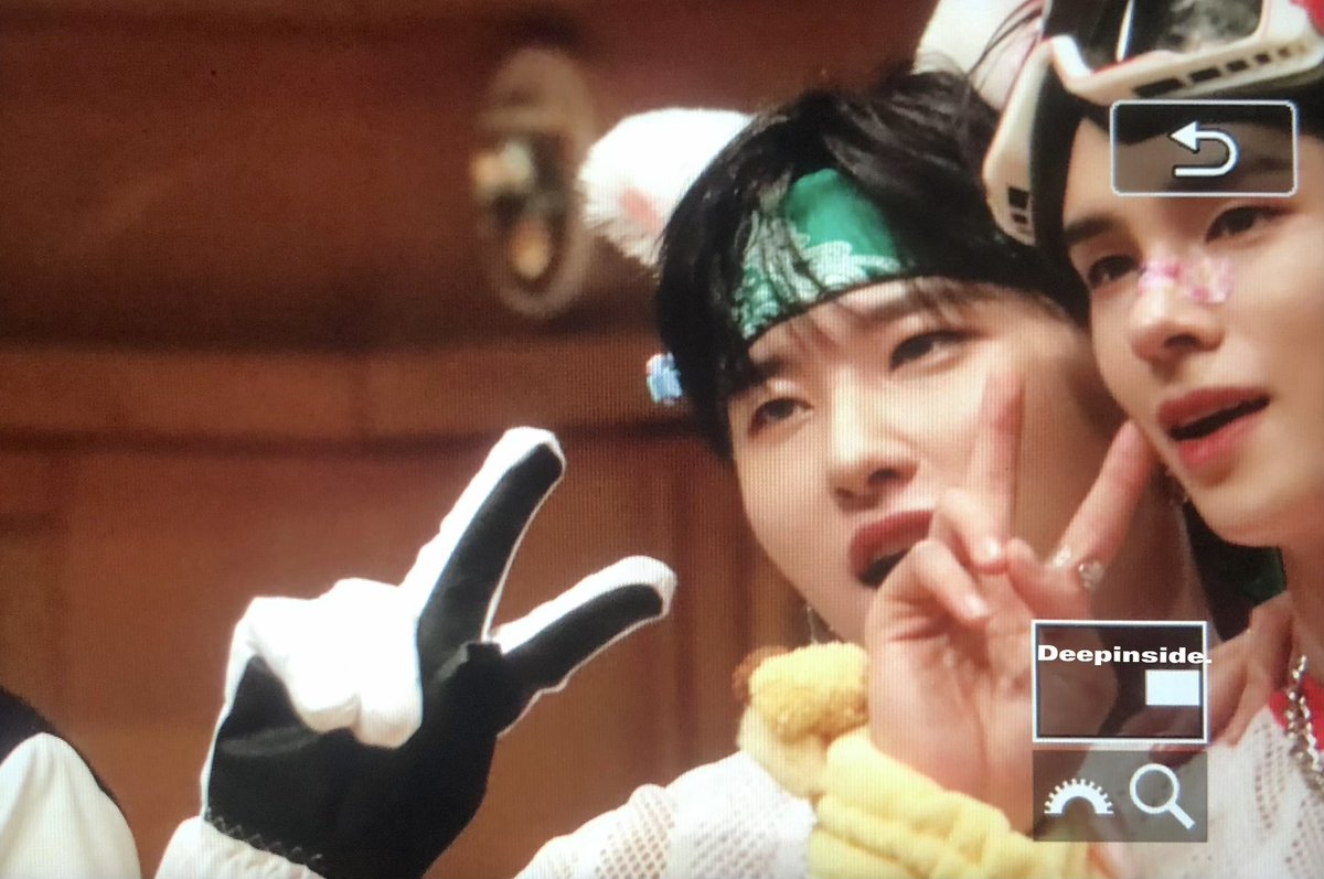 230402 사운드웨이브 팬싸 Pre.

세리미형아 따라하는 우비니💚❤️

#우빈 #세림
#CRAVITY #크래비티 
#우림즈