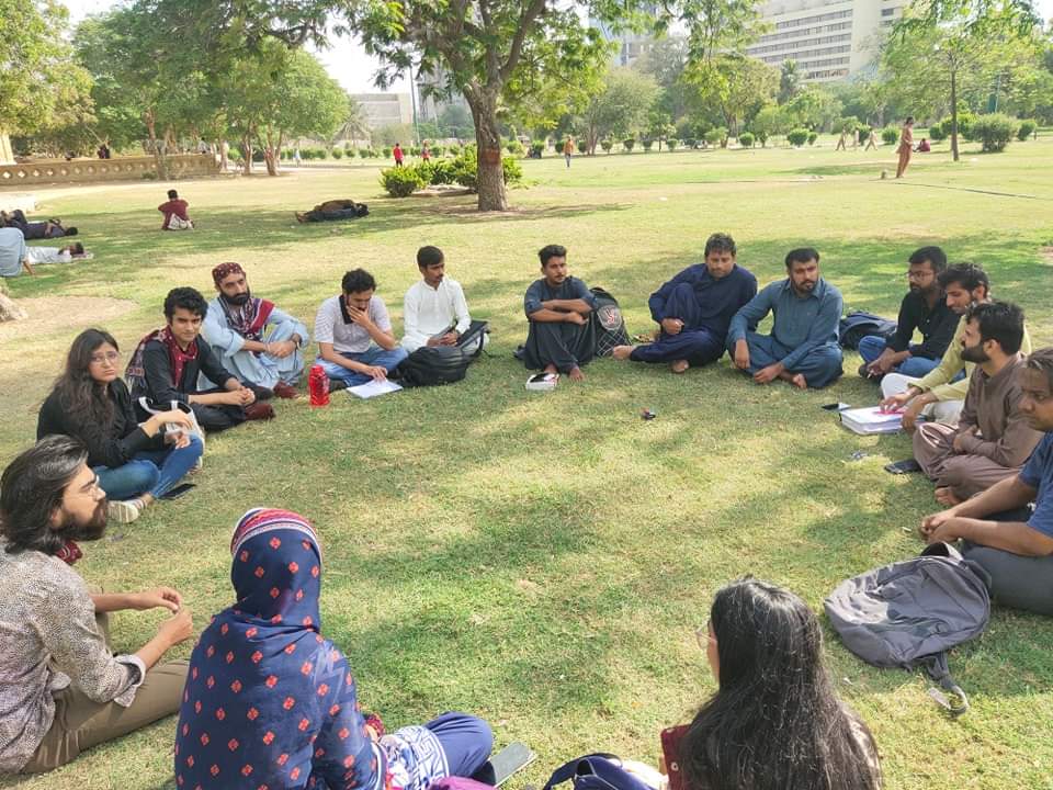 critical_forum's tweet photo. CSF Karachi conducted its weekly study circle on the Revolutionary work of Paulo Freire, The Pedagogy of the Oppressed (Ch2).

This is a regular circle. Friends in Karachi must join. https://t.co/Jqpq0UDUbx