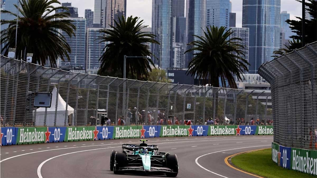 Enhorabuena a <a href="/alo_oficial/">Fernando Alonso</a> por su podio en el circuito #AlbertPark del #AustraliaGP 

Sin embargo, esto es una cuenta de Biodiversidad Canaria y @Guanch3_ me ha obligado a poner el foco en la ganadora de la pole 🇮🇨 mundial.

¿Por qué hay palmeras CANARIAS en Australia? ⬇️