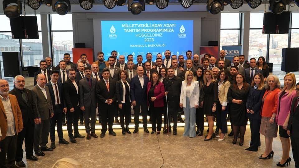 devagungorende's tweet photo. Güngören Gençosman Kültür merkezi Salonunda yapılan aday adayları tanıtım programında İstanbul’da aday adayı olan 231 aday adayı arasında 3.Bölge Güngören Deva partisi adına Fatih Yıldırım da tanıtıldı.💧🌱
#DEVAHAZIR
#DamgaDamlayaOylarDevaya https://t.co/gS4nZjRZtP