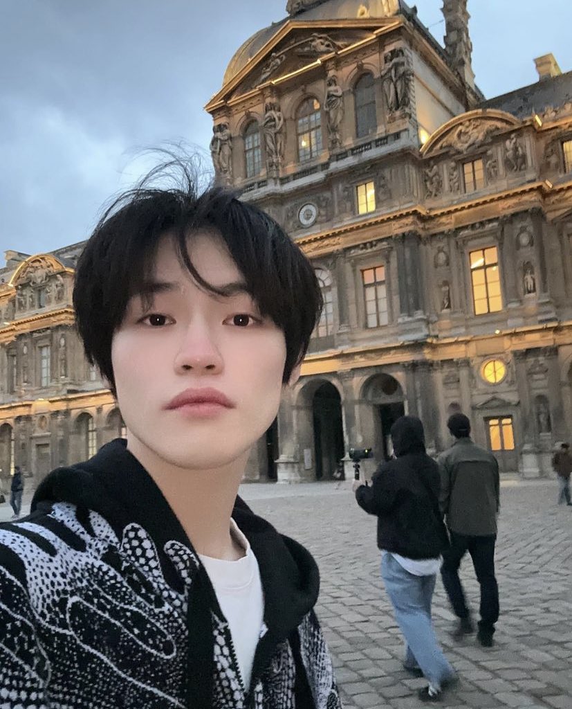 chenle pics tweet media