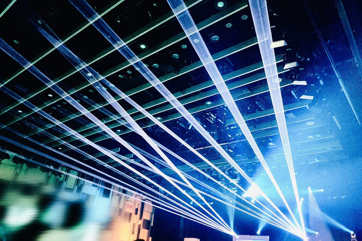 rk_wing_naiff's tweet image. [NAIFF]
2023.04.02 大手町三井ホール

MIKU BREAK ver.1.1 東京公演

レーザー演出をNAIFFが担当しました。

@MIKU_BREAK  
ありがとうございました💥
#MIKUBREAK #初音ミク #CONDENSE