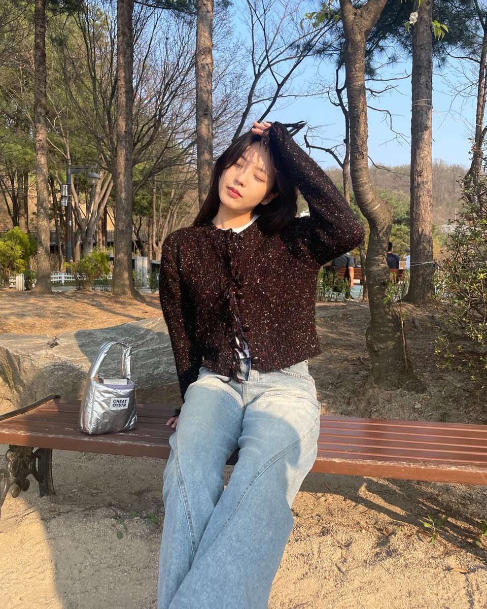 irris_official's tweet photo. 🐬#IL 

After winter ❄️🌸

#IRRIS #아이리스 #아이엘 https://t.co/Hnft0SQJV2