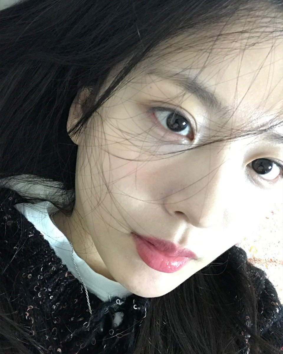 irris_official's tweet photo. 🐬#IL 

After winter ❄️🌸

#IRRIS #아이리스 #아이엘 https://t.co/Hnft0SQJV2