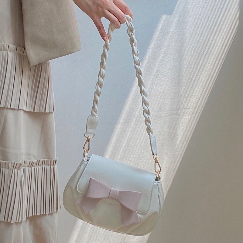 lemoncdee's tweet image. 💸97k
⭐4,9
🔗shope.ee/3VDoNvlzqy