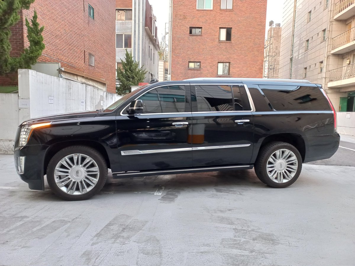 Okciro's tweet photo. 회사 VIP 자량
Our Company VIP Vehicle.!
Sirketimizin VIP aracı, Müşterilerimizin hizmetindedir.
(주) 제브렌 , CEBREN CO.,LTD.
#제브렌
#제브렌여행사
#Cebren
#cebrencoltd
#제브렌종합여행업
#연희동cebrencoltd
#연희동
#seoul
#seul
#korea
#KoreTicaret
#Kore https://t.co/fPa0WmI8im