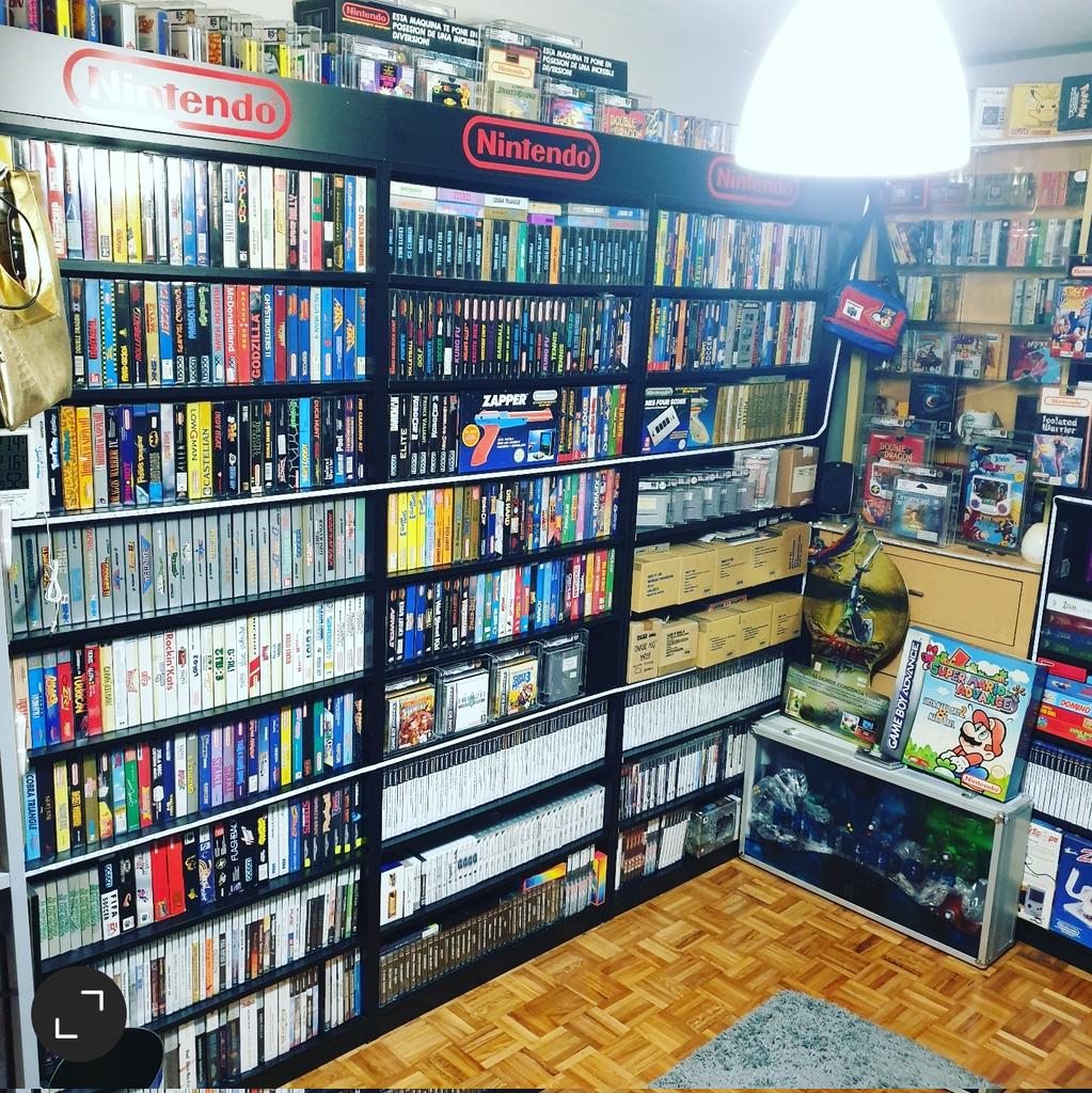 Hipsilon2b's tweet photo. Puedes encontrarme por aquí;

📺 Twitch: https://t.co/KSswYK6LhR
🟣Instagram:
https://t.co/0h9GbgBmQK
🔵Facebook:
https://t.co/UbwqKNG4PG

#Nintendo #videojuegos #zelda #supermario #sega #megadrive #gameboy #n64 #nintendo64 https://t.co/x14zXpXyUF
