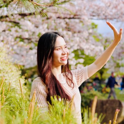 phihoa_vietnam's tweet photo. 経営と人生と子育てを楽しむ幸せ女性になるのだ！
　#NewProfilePic ＃phihoa #onevalue https://t.co/5axfw3wOqx