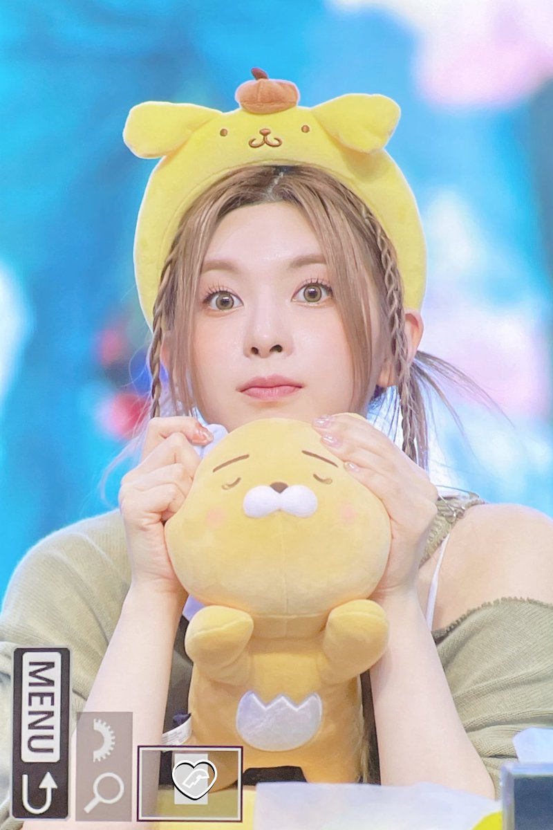 Bai_Fari's tweet photo. 230402
👉🐣👈
#배이 
#BAE
#NMIXX #엔믹스
#expergo https://t.co/sHJpMl2dbJ