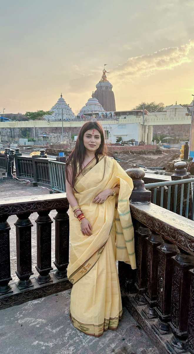 Nidhi J Chaudharyy tweet media