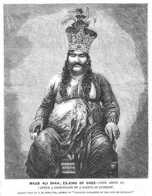 FilmHistoryPic's tweet photo. “ Dar-o-deewaar pe
hasrat nazar se nazar karte hain,
khush raho ahale vatan
hum to safar karte hain ...”
~ Wajid Ali Shah

“ raah pe rehte hain
yaadon pe basar karte hain,
khush raho ahale vatan
hum to safar karte hain ...”
~ Gulzar 

Namkeen released today in 1982 https://t.co/G2mRV3xz71