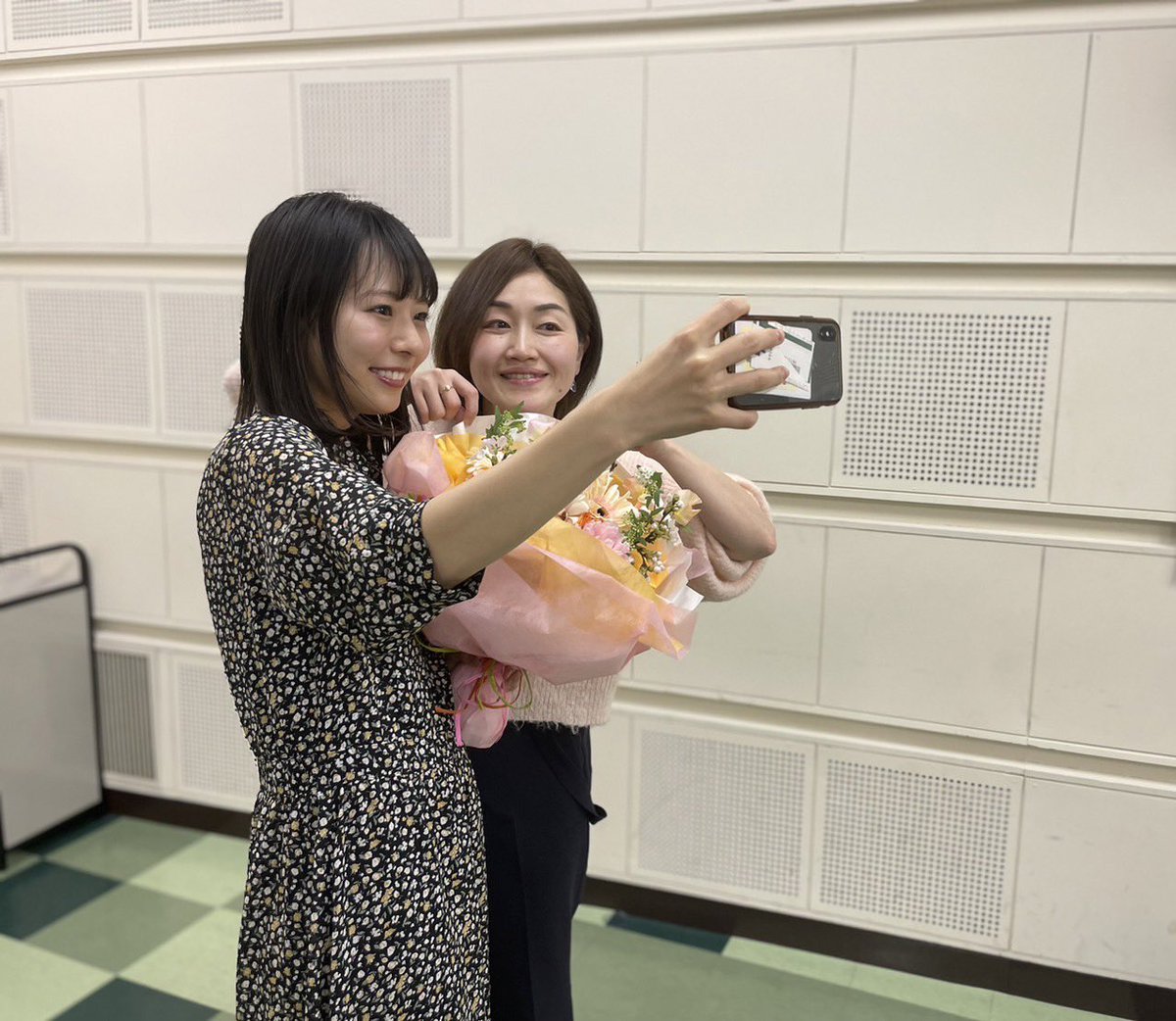 sound1494's tweet photo. 今日の放送で谷口笑子アナウンサーは卒業でした🌸
1年3ヶ月の笑子優子コンビお疲れ様でした🎓
OKAYAMA SOUND MAGAZINE来週が最終回です…！

#サウンドrsk https://t.co/1INF1ToIi4