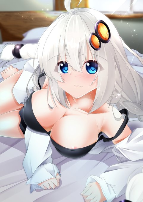 #みなさん去年の今頃はどんな絵描いてましたか
一年前の今日はちょうどあかりちゃん描いてた(*'Д`)

このころよりもかわいく描けるようになったと思いたい 