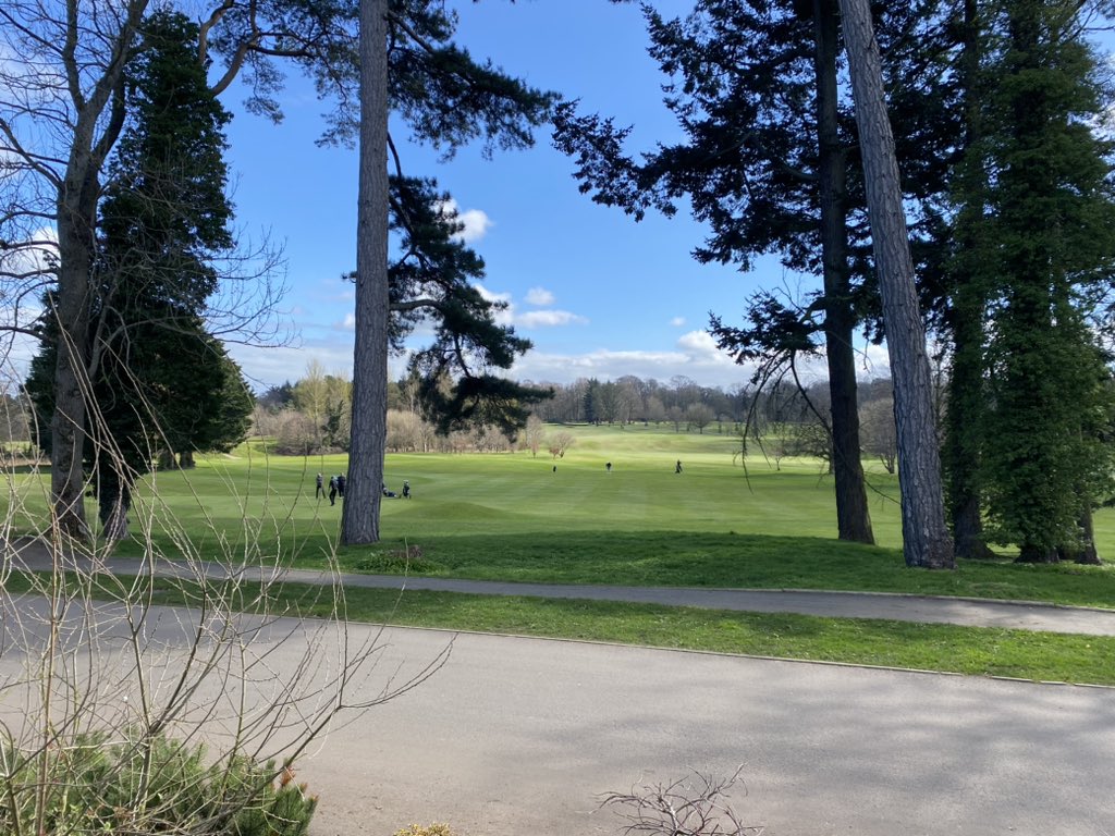 A lovely afternoon here in Ayrshire. We’re not on the course today but out for lunch with the family at Belleisle Park, the home to municipal courses Belleisle and Seafield

#golfinayrshire #societygolf #golftours