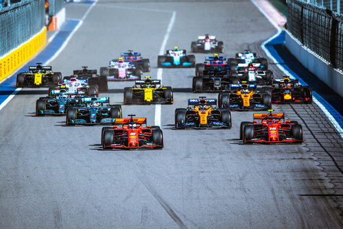 Chaotic Australian Grand Prix sees Verstappen take first place

#maxverstappen #formula1 #formula12023 #saudiarabiangp #RedbullRacing #mercedesamgf1 #scuderiaferrari #mclarenf1 #AlpineRacing #HaasF1 #astonmartinracing

Read More:
murphysla.com/formula1/chaot…