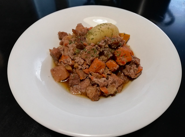 esaagar's tweet photo. This is the national dish of Finland. It consists of meat, potatoes, no flavor, and no happiness https://t.co/7At2h1dPWE
