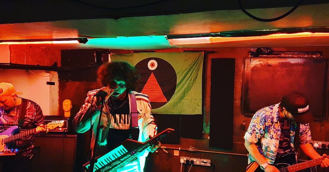 Head Noise tweet media