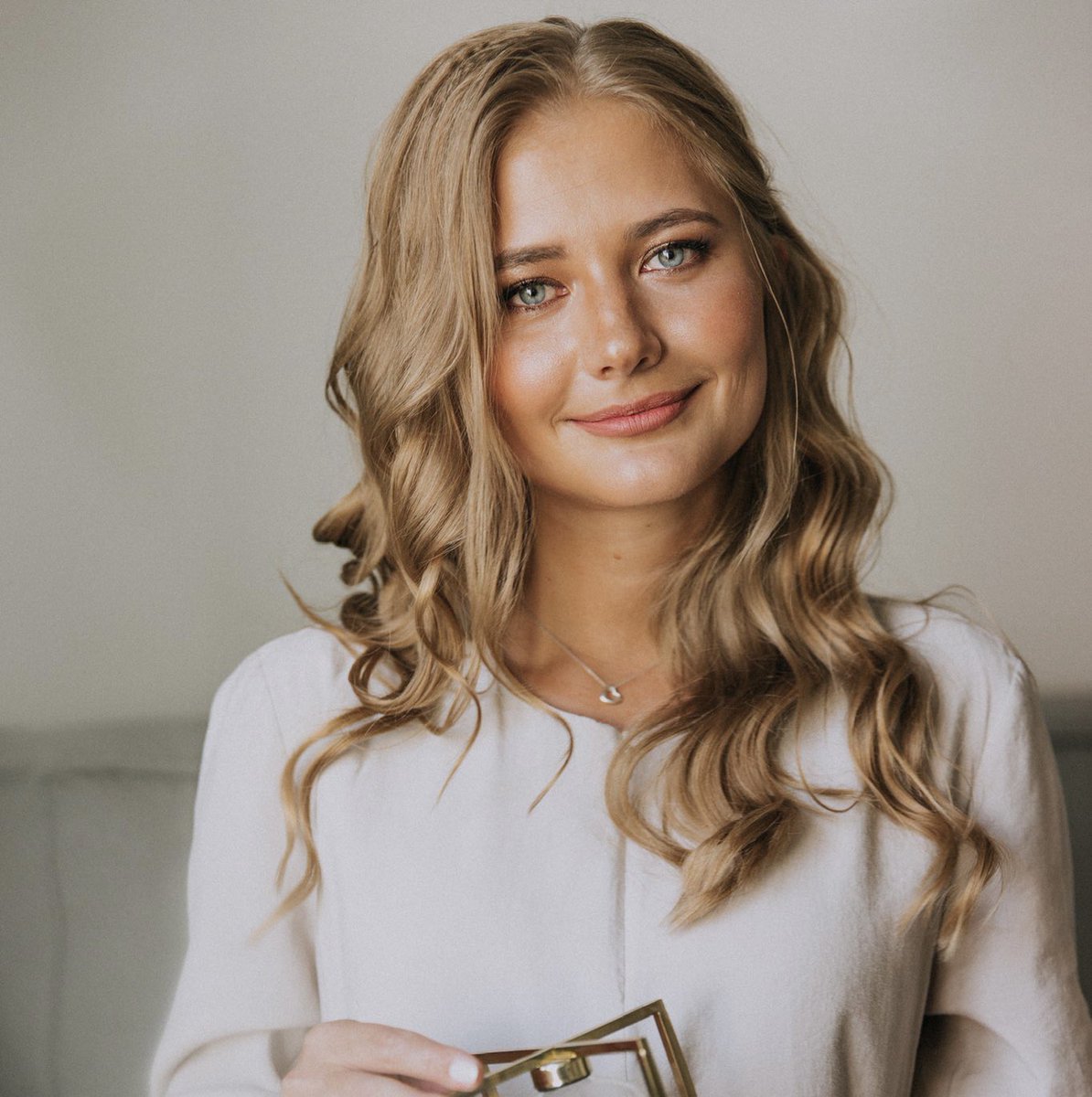 MY COLLECTION 

Here are my biggest holdings in term of investment starting with the highest  

My focus is on lifting up artists I believe in

<a href="/osf_rekt/">OSF</a> 
<a href="/GuidoDisalle/">Guido™️</a>
<a href="/JakNFT/">jak</a>
<a href="/unofficialmfers/">mfers</a>
<a href="/eferrariph/">Emanuele Ferrari</a>
<a href="/hafftka/">hafftka</a>
<a href="/jakethedegen/">JAKE</a>
<a href="/0xTjo/">tjo</a> 
<a href="/lphaCentauriKid/">a.c.k.</a> 
<a href="/ALIENQUEENNFT/">ALIENQUEEN</a>

👇👇👇