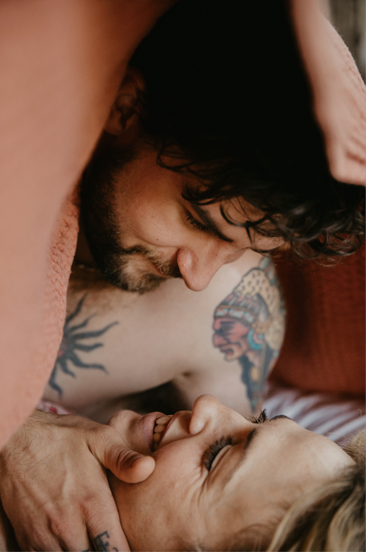 SalentaFox's tweet photo. Have you told him/her/them you loved them today?
. 
Love heals.
. 
Be love. 
.
#belove #loveheals #iloveyou #loveistheanswer #expresslove #embodylove #lovethyneighbor #loveeveryone #lovetheworld #loveislove https://t.co/wX2u3M9sno