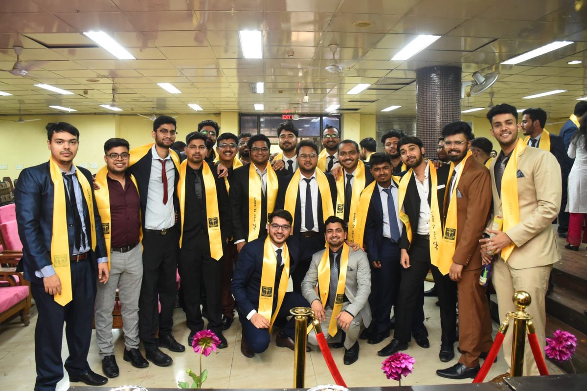 UCMSofficial's tweet photo. #Batch2017 #UCMS https://t.co/XfUwCBcqK1