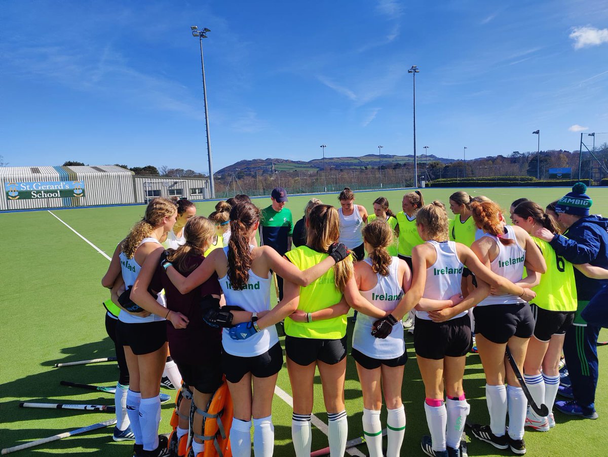 IreGirlsJAG's tweet image. Huge thanks to @StGerardsSch for the use of their fantastic facilities. Last U16 training session before Germany. Also a big thanks @DFitzy23 for taking GKs