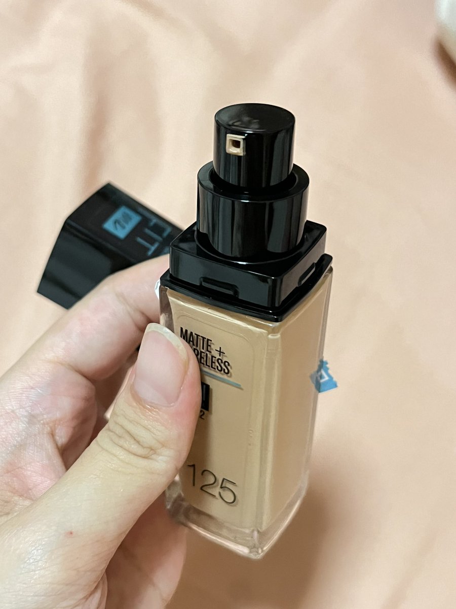 MLD97R's tweet image. ปล่อยต่อ รองพื้น fit me maybelline เบอร์ 125 กดไป2ปื๊ดเท่านั้น ซื้อมาวันที่31มีนา66 มีใบเสร็จขอดูได้ ซื้อมา319 ปล่อยต่อ270รวมส่ง ต่อราคาได้นะคะลดได้อีก😭
#ปล่อยต่อเครื่องสำอางค์ #fitme #ส่งต่อคสอมือสอง #ส่งต่อคสอ #maybelline #ส่งต่อสกินแคร์ #ส่งต่อ #ส่งต่อเครื่องสําอางค์