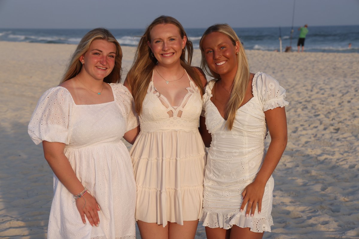EurekaSoccerG's tweet photo. Girls loved having White Night on the beach last night. https://t.co/nWjRpmFbUR