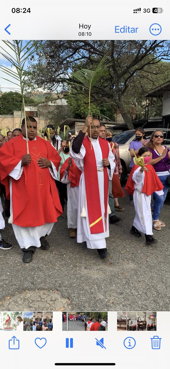 Yamiletph's tweet photo. #FelizDomingoDeRamos para todos ustedes amigos. Misa de ramos en la iglesia #santodomingosavio #coche #caracas Bendito el que viene en nombre del señor. Bendiciones para todos 🙏💕 https://t.co/KPrgdNLKON