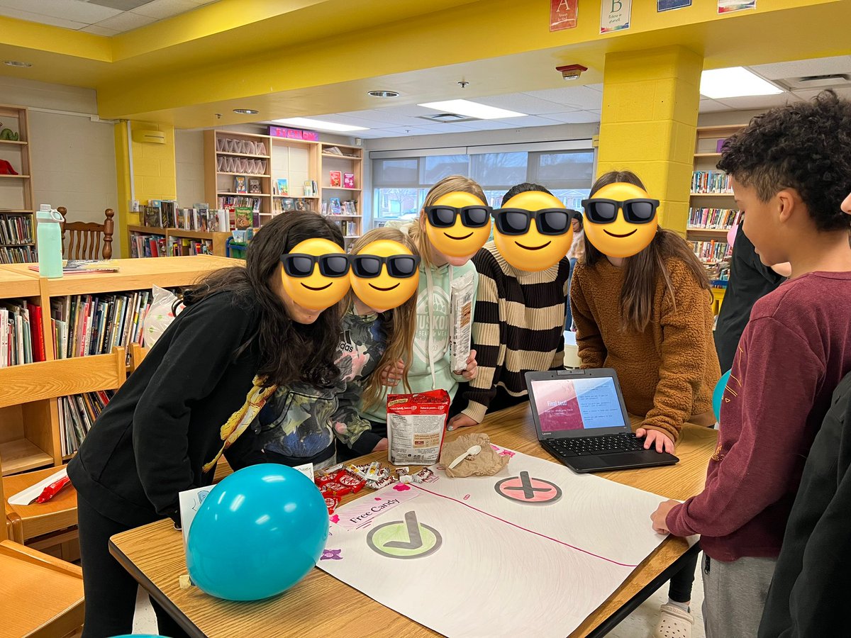 Grade 5’s did such a great job running their Digital Privacy Expo! <a href="/StElizabethCES/">St. Elizabeth CES</a> <a href="/PVNCCDSB/">PVNCCDSB</a> <a href="/PVNCLearnTech/">PVNC Learning Technologies</a>