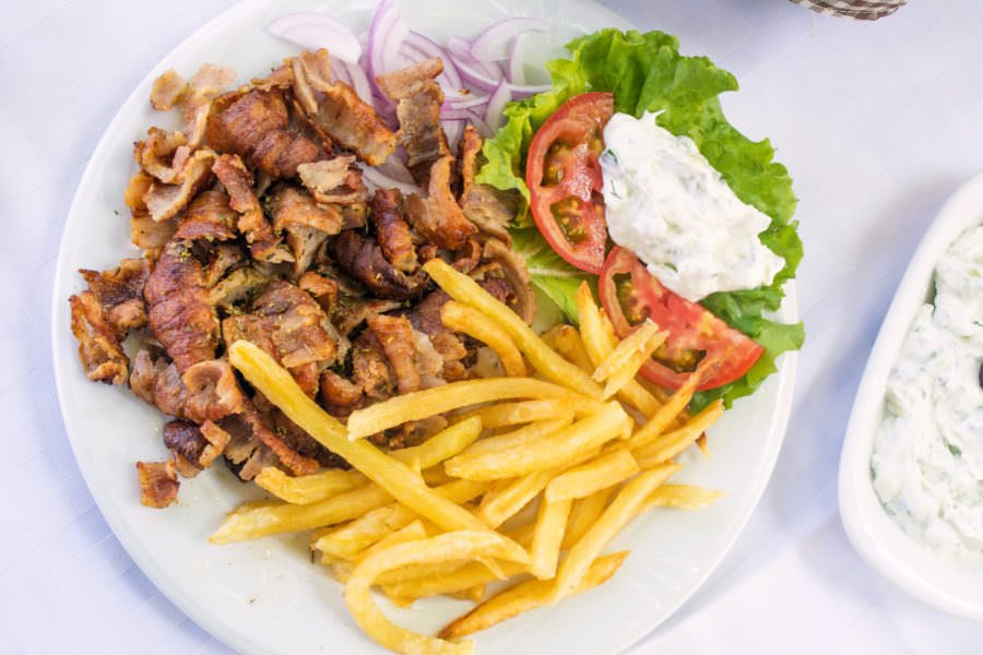 worldwidegreeks's tweet photo. Recipe for Greek Gyro Plates
https://t.co/n8JkG7lVGZ
.
#gyroplate #greekgyros #greekcooking #cookinggreek #worldwidegreeks #greeksworldwide https://t.co/NXuRQGCYSG