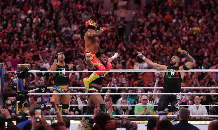 screenbowl's tweet photo. 2023 WWE #WrestleMania 39 Night 1: Rey Mysterio battled his son Dominik Mysterio in a one-of-a-kind match.
#WWE #ScreenBowl https://t.co/9Vs82fqWV6