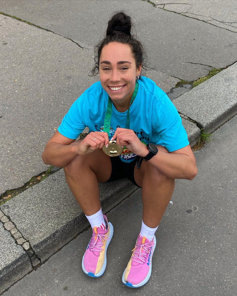 misstcwoods's tweet photo. RACE DAY!!!! ⏰3:13⏰ Amazing feeling and well over £1000 raised for an awesome charity. Good for age qual times for London and Boston 2024! Let’s go 🫶🏼💙 https://t.co/P6ecQPcpgf