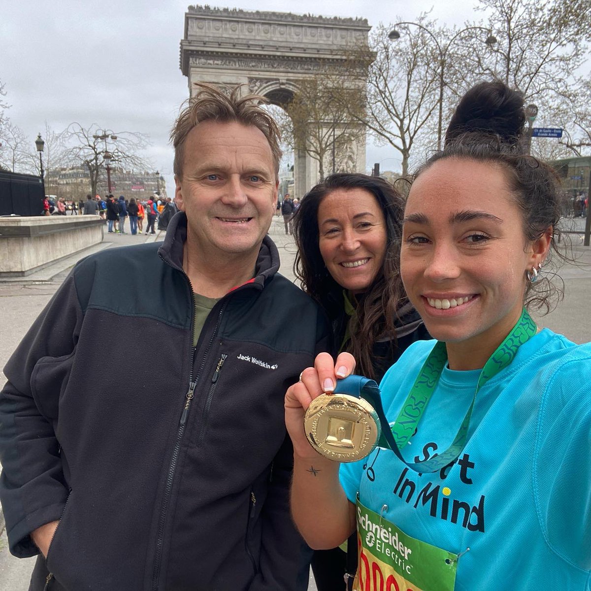 misstcwoods's tweet photo. RACE DAY!!!! ⏰3:13⏰ Amazing feeling and well over £1000 raised for an awesome charity. Good for age qual times for London and Boston 2024! Let’s go 🫶🏼💙 https://t.co/P6ecQPcpgf